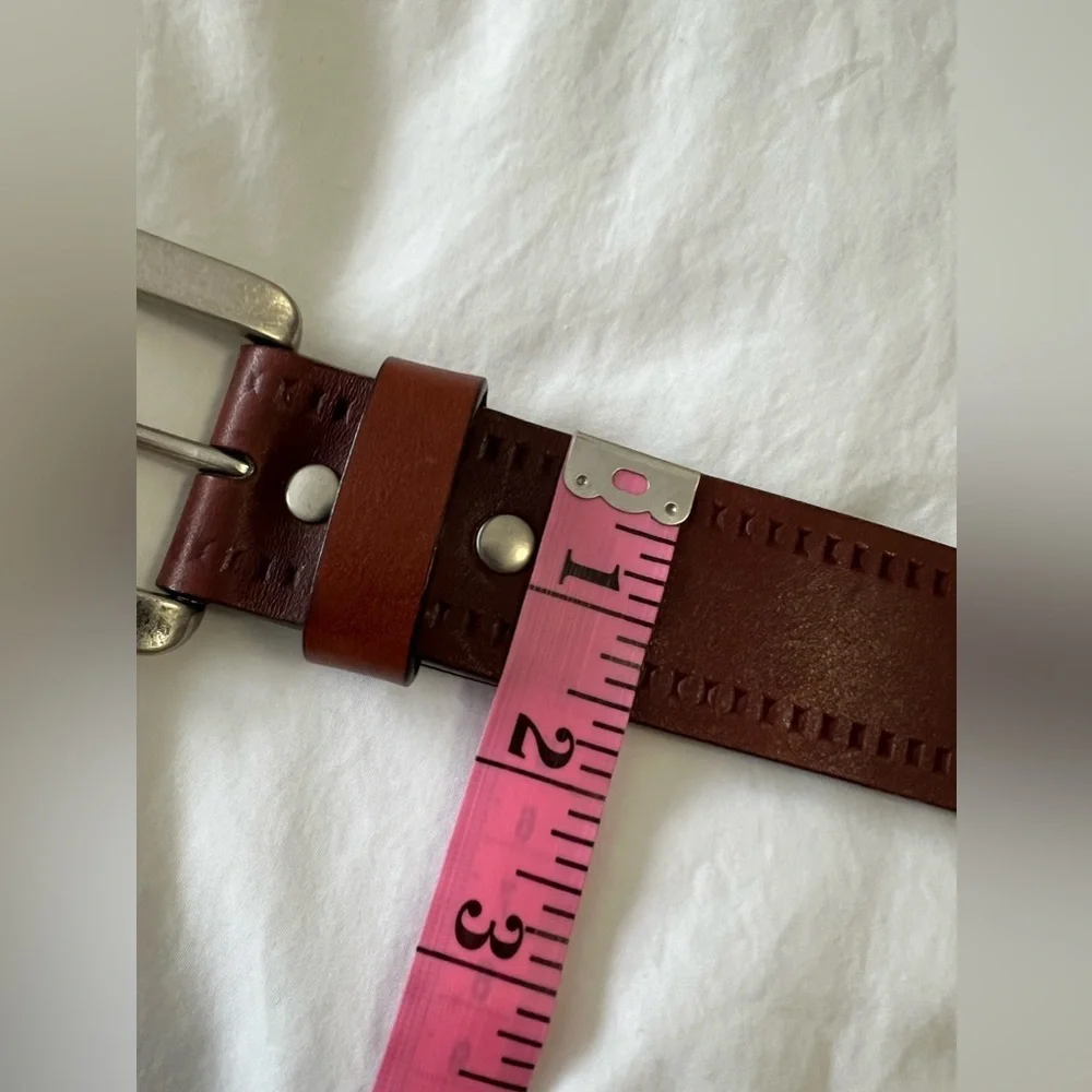 Columbia | Men's Size Small (30-32) | Brown Leather Belt